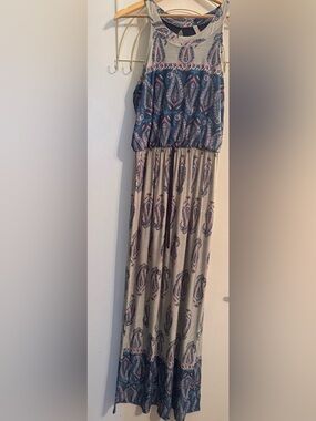Boho Paisley Elastic-Waist Maxi Skirt in Gray and Navy